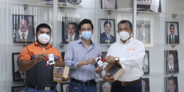 Reconoce Sección 30  del SNTE vocación y profesionalismo del profesor Sergio Padilla