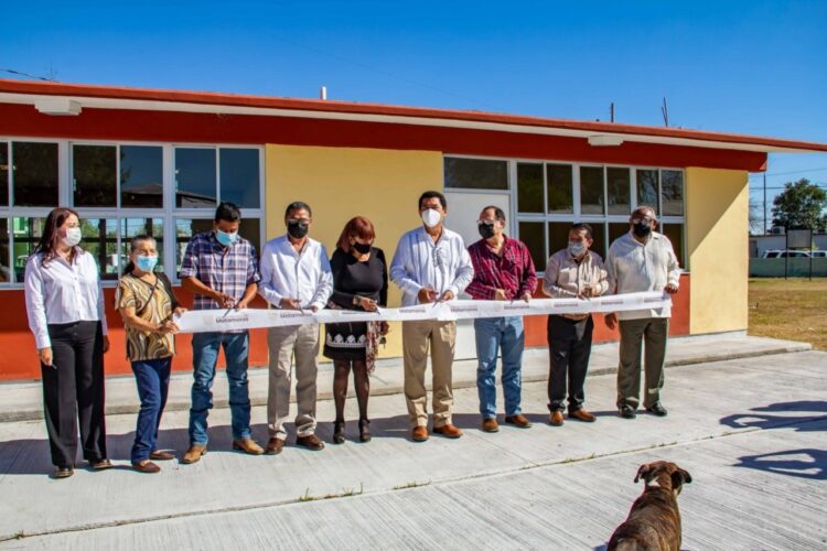 Agradecen maestros al Gobierno de Matamoros atender rezagos en escuelas