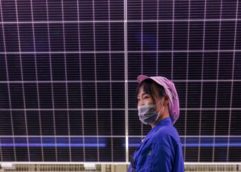 China confina a otra ciudad.