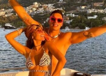 Jawy avienta rosas desde helicóptero a Mane pero no es la primera vez que lo hace