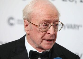 Se retira Michael Caine a los 88 años