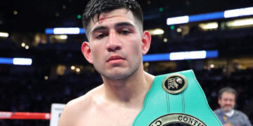 El californiano Alex Rocha peleara en cartelera Munguía-Rosado el 13 de noviembre