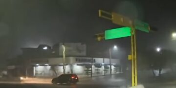 “Rick” ha impactado en Guerrero como huracán categoría 2