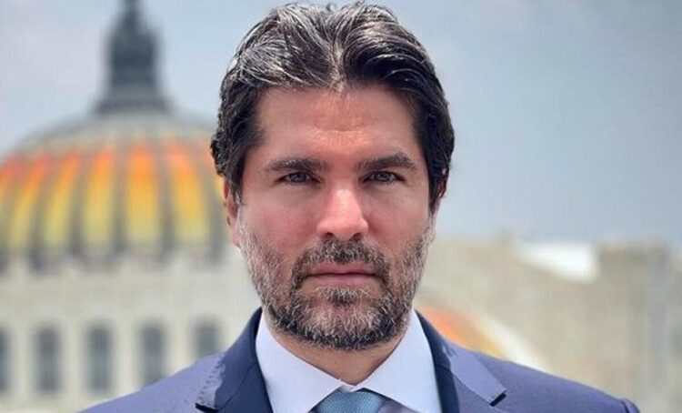 Eduardo Verástegui expresa su opinión contra la vacunación y genera polémica.