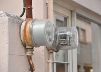 Advierten sobre aumento de luz y apagones en Tamaulipas