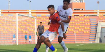 Correcaminos y Leones Negros igualan en el marcador