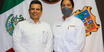 Acuerdan delegado de SEBIEN y alcalde Lalo Gattás fortalecer programas sociales en Victoria