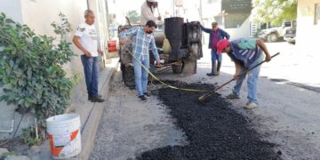 Gobierno de Victoria intensifica restauración de pavimento dañado en vialidades de la ciudad