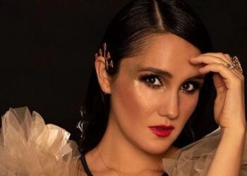 Dulce María reaccionó al video musical de “Rebelde” en su nueva versión