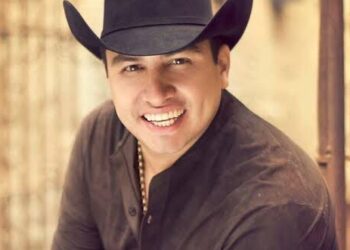 Julión Alvarez regresa a Victoria