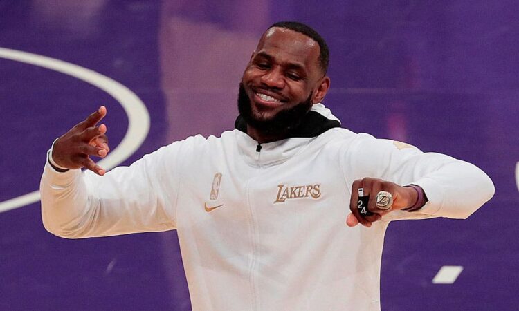 LeBron James la estrella mejor pagada en la historia de la NBA