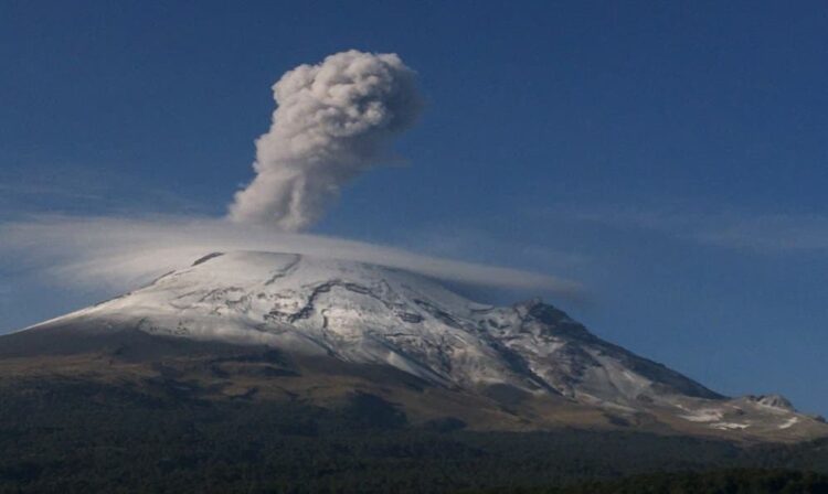 Aumenta actividad del Popocatépetl en las ultimas 24 horas