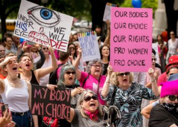 Gobierno federal recurre a SCJN para frenar ley antiaborto de Texas