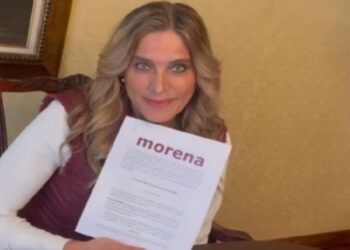Presenta Maki Ortíz solicitud de registro como aspirante de MORENA