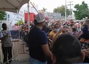 La vacunación continuara mañana.