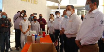 Inician ISSSTE-SNTE jornada de vacunación contra Influenza y neumococo