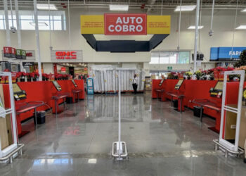 HEB instala cajas de auto cobro