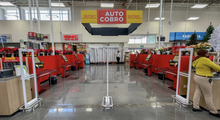 HEB instala cajas de auto cobro