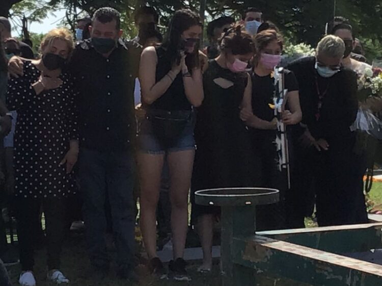 Padre de Octavio Ocaña pide ayuda a AMLO para esclarecer muerte del actor