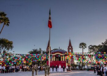 Encabeza Mario López ceremonia de honores de la administración 2021-2024 en Matamoros