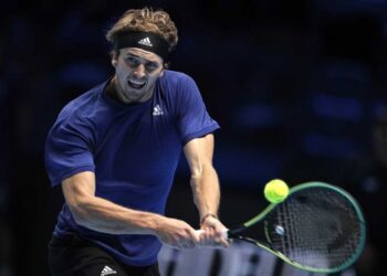Zverev sorprende y elimina a Djokovic del Masters ATP