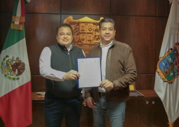 Entregan nombramientos en Secretaría de Educación y Registro Civil