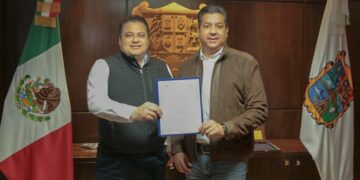 Entregan nombramientos en Secretaría de Educación y Registro Civil