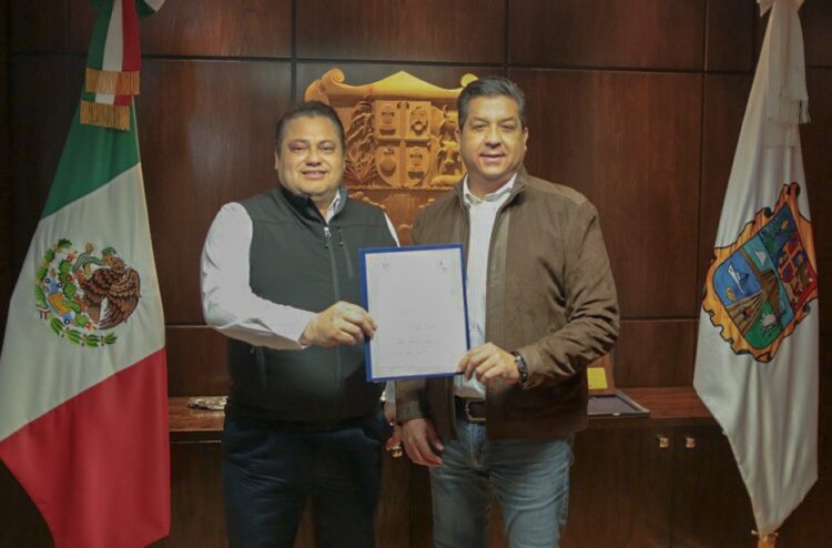 Entregan nombramientos en Secretaría de Educación y Registro Civil