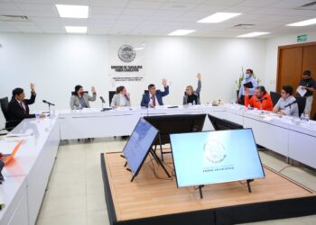 Respaldan Diputados locales propuesta de MORENA para aplazar canje de placas