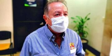 Abandona Adolfo Sierra Medina a verdaderos trabajadores de Salud