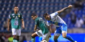 Puebla se impone 2-1 al León en primer partido 