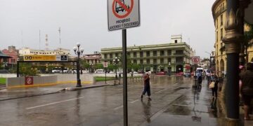 Exigen auditoría a estacionamiento subterráneo de plaza de La Libertad