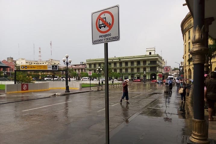 Exigen auditoría a estacionamiento subterráneo de plaza de La Libertad