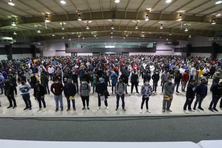 Realizan autoridades sorteo entre conscriptos de la clase 2003 y remisos para Servicio Militar Nacional