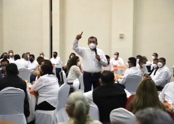 Diversidad de ideas y pensamiento fortalece al SNTE: Rigoberto Guevara Vázquez