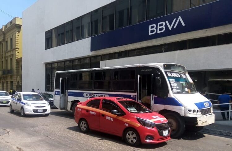 Regresa Transporte Público del sur 800 vehículos de agencia por falta de dinero