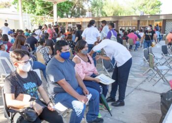 Aplican en Victoria 3500  vacunas anti Covid solo a rezagados