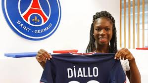 Es detenida una jugadora del PSG.