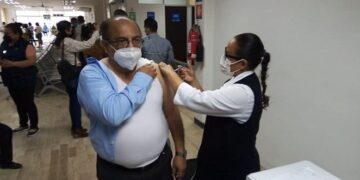Inicia vacunación contra Influenza; aplicarán 45 mil dosis en Tampico y  Madero