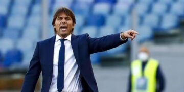 Antonio Conte, nuevo entrenador del Tottenham