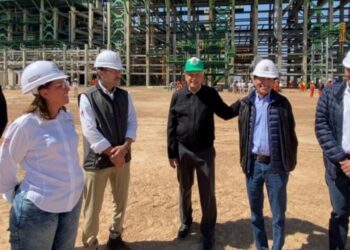 López Obrador anuncia inversión de 60 mil mdp en refinería de Tula, Hidalgo