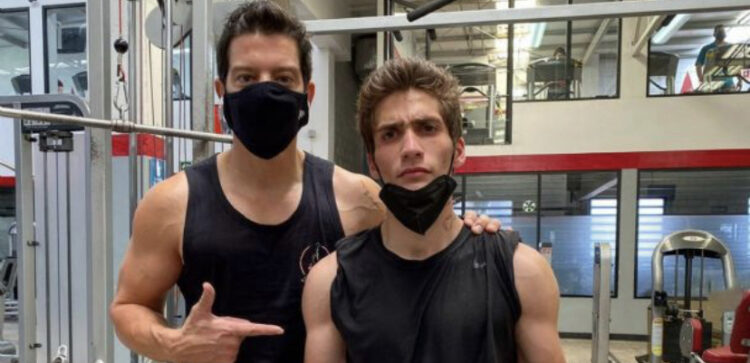 Yahir responde a la petición de su hijo