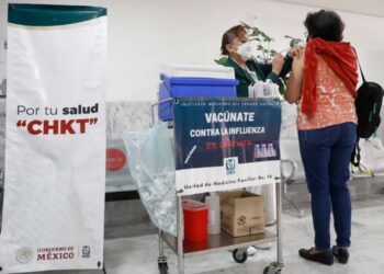 Vacunará IMSS contra Influenza a derechohabientes y a no derechohabientes