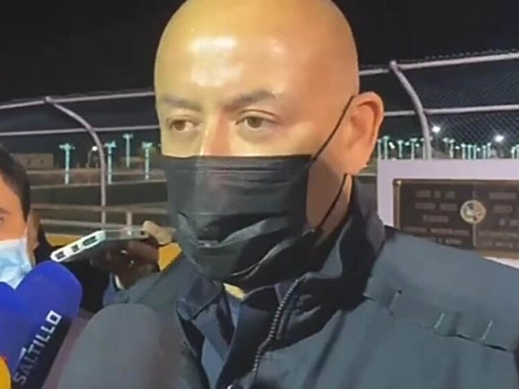 Piden comprobante de vacunas avaladas por OMS para cruzar a EU