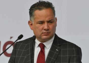 Santiago Nieto renuncia a la UIF tras boda; Pablo Gómez es el nuevo titular