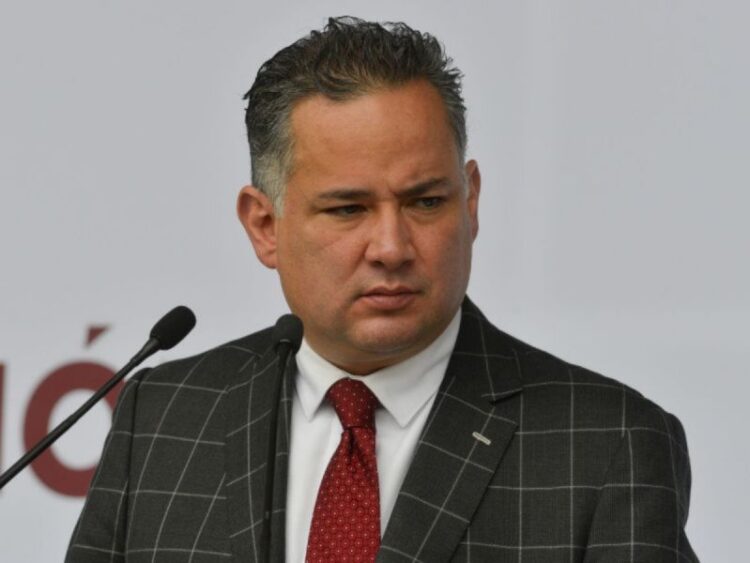 Santiago Nieto renuncia a la UIF tras boda; Pablo Gómez es el nuevo titular