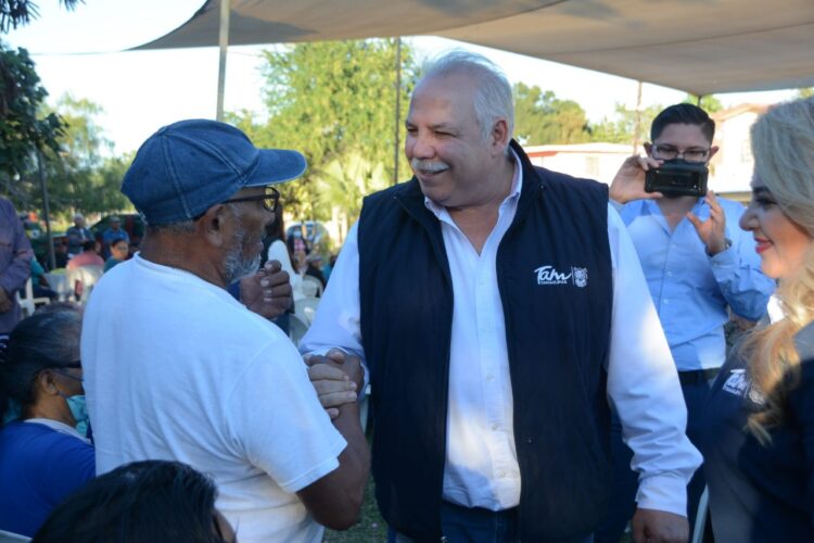 Puente peatonal y mantenimiento de carretera compromiso de Cesar Verástegui