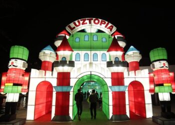 Luztopía, vuelve el festival de luces navideñas más grande de Mexico.