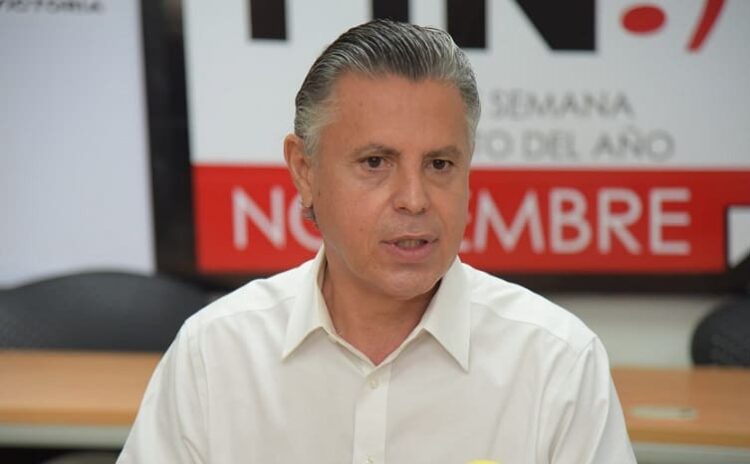 Nader dice ir firme por candidatura del PAN, pero aclara que privilegiará unidad