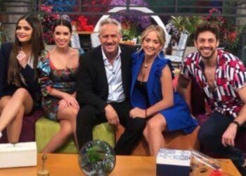 Piden que Arath de la Torre salga del programa “HOY”